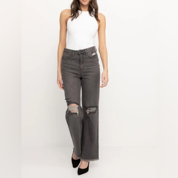 New PTCL Dahlia High Rise 90s Straight Leg Distressed Destroyed Jeans Sz 29 - Picture 1 of 14